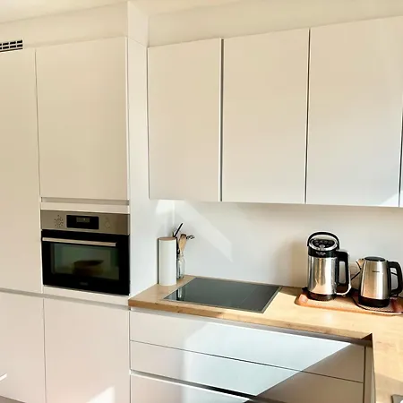 Апартаменты Symphonie 0302 *